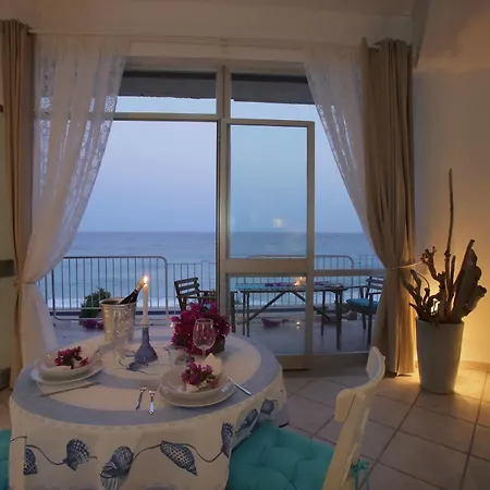 Taormina Holidays *