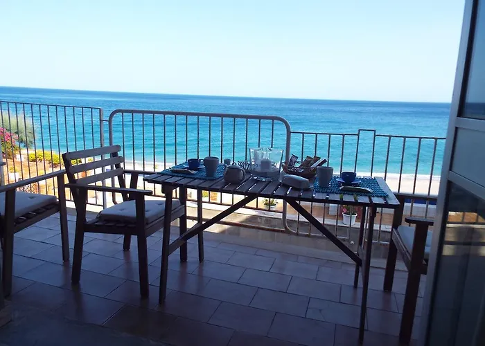 公寓 陶尔米纳假日公寓 福扎格鲁