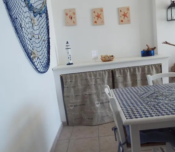 陶尔米纳假日公寓 福扎格鲁