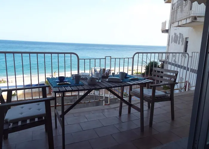 陶尔米纳假日公寓 公寓 福扎格鲁