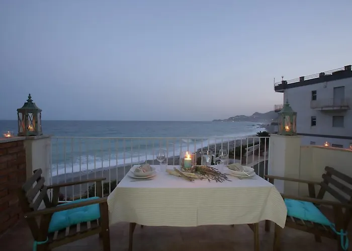 陶尔米纳假日公寓 公寓 福扎格鲁