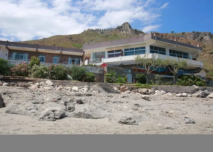 陶尔米纳假日公寓 公寓