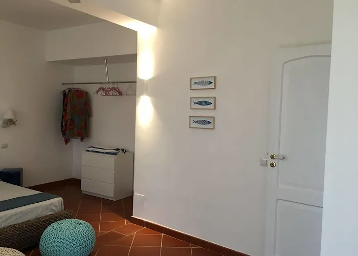 陶尔米纳假日公寓 公寓 *